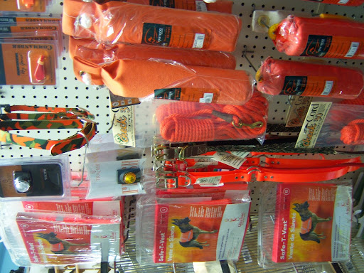 Pet Supply Store «F-M Dog Obedience School», reviews and photos, 1214 Main Ave, Moorhead, MN 56560, USA