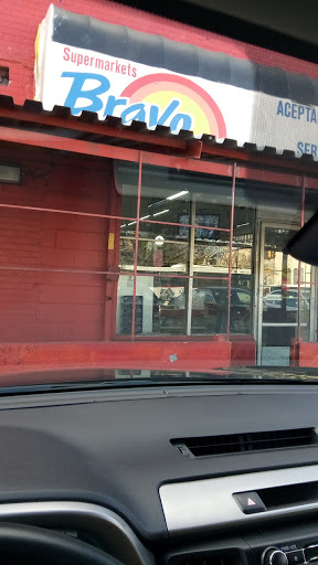 Grocery Store «Bravo Supermarkets», reviews and photos, 260 Roseville Ave, Newark, NJ 07107, USA