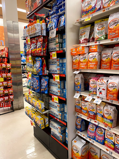 Grocery Store «Stop & Shop», reviews and photos, 407 Valley St, South Orange, NJ 07079, USA