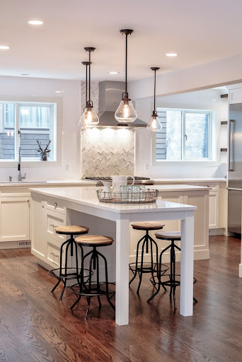 Reynolds Cabinet Shop, 1300 Lloyd Ave, North Vancouver, BC V7P 3J9