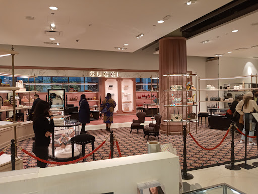 Best Gucci Stores Chicago Near Me