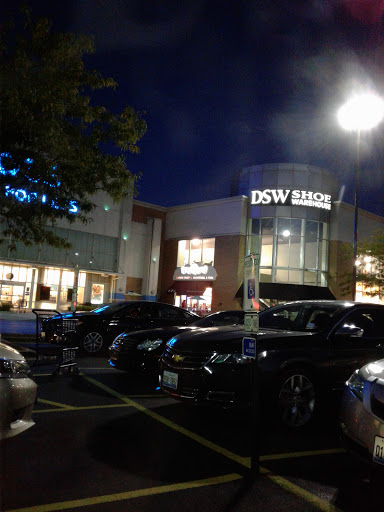 Department Store «Nordstrom Rack Orland Park Place», reviews and photos, 140 Orland Park Pl, Orland Park, IL 60462, USA