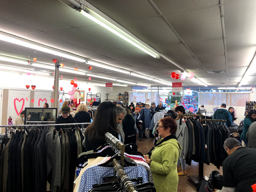 Thrift Store «Working Wardrobes Thrift Shop», reviews and photos, 803 W 19th St, Costa Mesa, CA 92627, USA