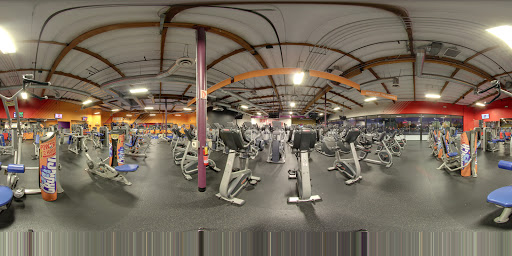 Health Club «Crunch - Riverside», reviews and photos, 10125 Hole Ave, Riverside, CA 92503, USA
