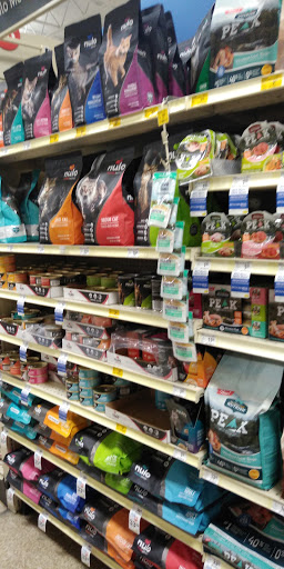 Pet Supply Store «PetSmart», reviews and photos, 1671 E Market St, Harrisonburg, VA 22801, USA