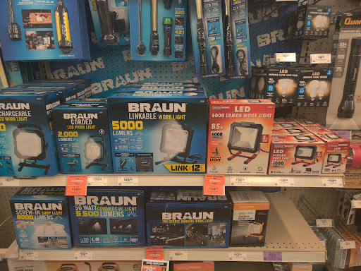 Hardware Store «Harbor Freight Tools», reviews and photos, 147 S Interstate Hwy 35, New Braunfels, TX 78130, USA