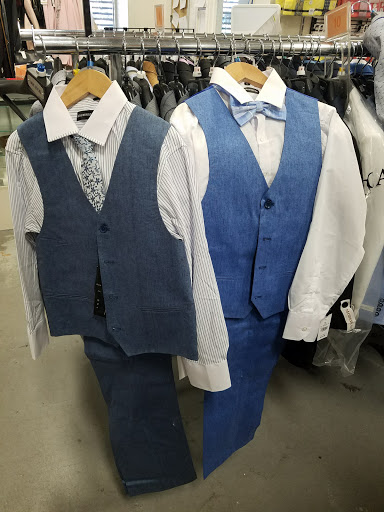 Clothing Store «K&G Fashion Superstore», reviews and photos, 1301 Springfield Ave, Irvington, NJ 07111, USA