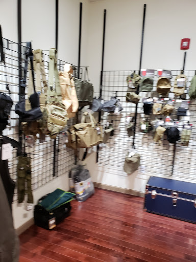 Clothing Store «I Goldberg Army & Navy», reviews and photos, 1300 Chestnut St, Philadelphia, PA 19107, USA