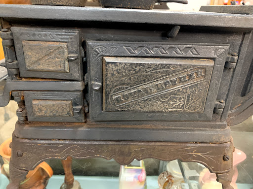 Used Furniture Store «GRQ Used Furniture», reviews and photos, 14129 Kutztown Rd, Fleetwood, PA 19522, USA