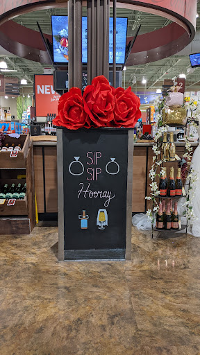 Wine Store «Total Wine & More», reviews and photos, 4320 Summit Plaza Dr #5, Louisville, KY 40241, USA