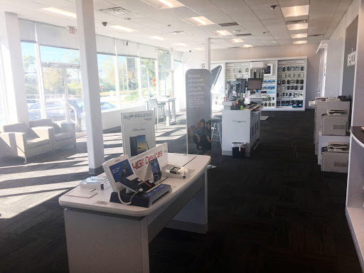 Cell Phone Store «GoWireless Verizon Authorized Retailer», reviews and photos, 421 W Germantown Pike #415, Plymouth Meeting, PA 19462, USA