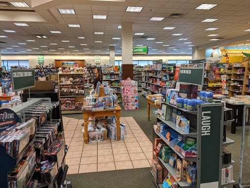 Book Store «Barnes & Noble», reviews and photos, 8029 Kingston Pike, Knoxville, TN 37919, USA