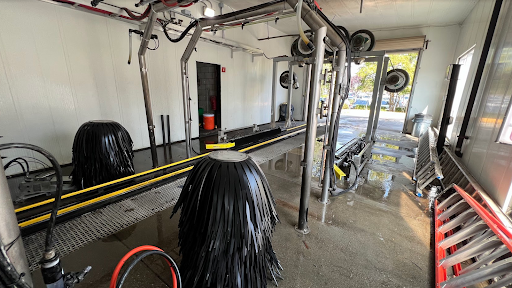 Gas Station «Chevron», reviews and photos, 2615 W Grant Line Rd, Tracy, CA 95376, USA