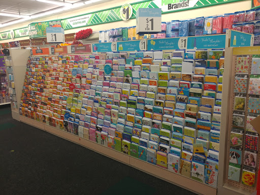 Dollar Store «Dollar Tree», reviews and photos, 1280 Smithfield Plaza, Smithfield, VA 23430, USA