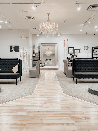 Bridal Shop «Bridal Connection», reviews and photos, 708 N Ankeny Blvd, Ankeny, IA 50023, USA