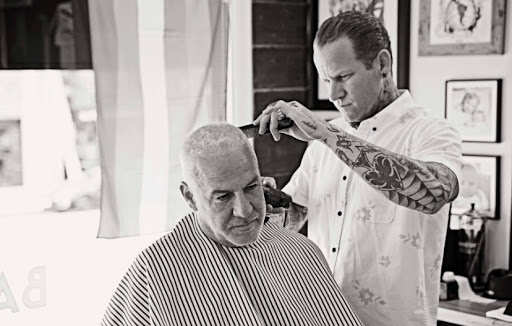 Barber Shop «The Den Barber Shop & Shave Parlor», reviews and photos, 1854 S Coast Hwy #1, Laguna Beach, CA 92651, USA