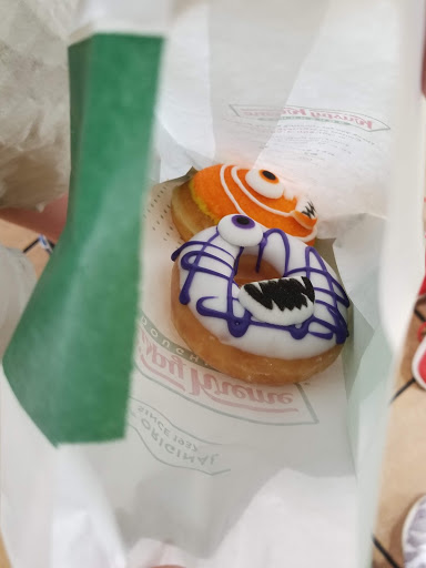 Bakery «Krispy Kreme Doughnuts», reviews and photos, 2600 S Cooper St, Arlington, TX 76015, USA