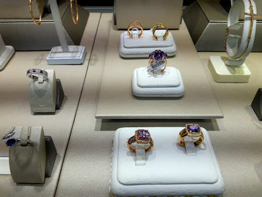 Jewelry Store «Kardesh Jewelers», reviews and photos, 2370 Merrick Rd, Bellmore, NY 11710, USA
