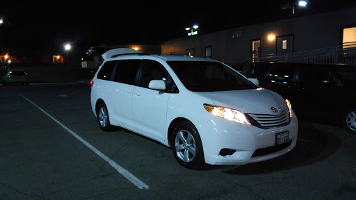 Toyota Dealer «Toyota Of Whittier», reviews and photos, 14577 Whittier Blvd, Whittier, CA 90605, USA