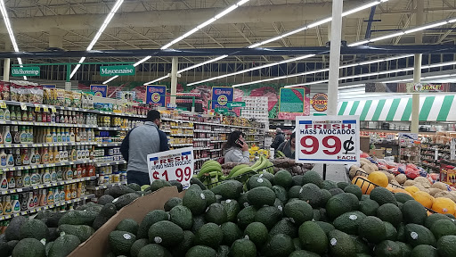 Supermarket «Compare Foods», reviews and photos, 951 Silas Creek Pkwy, Winston-Salem, NC 27127, USA