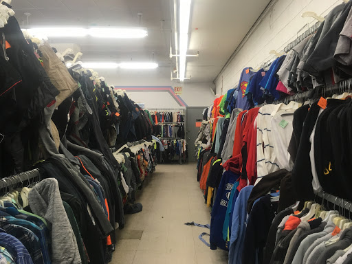 Thrift Store «Village Discount Outlet Store 06», reviews and photos, 2706 165th St, Hammond, IN 46323, USA