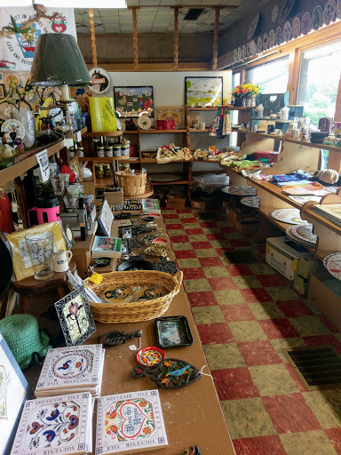 Tourist Attraction «Penna Dutch Gift Haus», reviews and photos, 93 Roadside Dr, Shartlesville, PA 19554, USA
