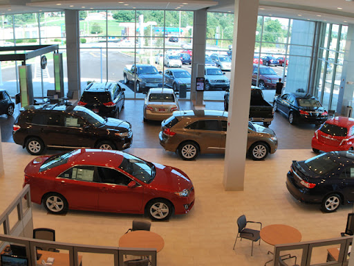 Toyota Dealer «Kenny Ross Toyota», reviews and photos, 8900 University Blvd, Moon, PA 15108, USA