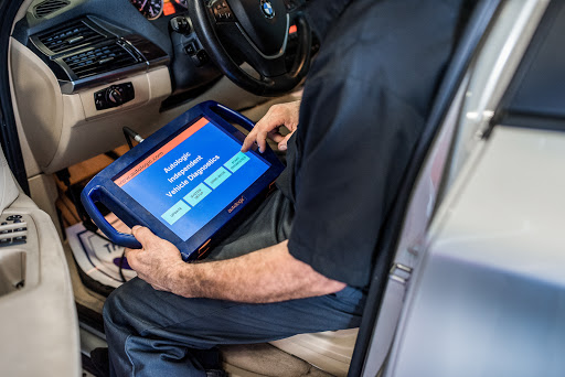 Auto Repair Shop «European Autohaus», reviews and photos, 1105 E Bearss Ave, Lutz, FL 33549, USA