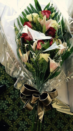 Florist «Roses are Red Flower Boutique», reviews and photos, 9303 S Halsted St, Chicago, IL 60620, USA