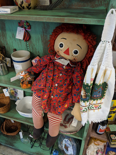 Thrift Store «County Line Thrift Store», reviews and photos, 4130 Charles Hardy Pkwy, Dallas, GA 30157, USA