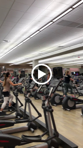 Health Club «La fitness», reviews and photos, 345 E Palatine Rd, Arlington Heights, IL 60004, USA