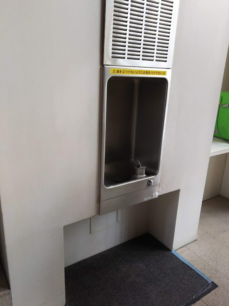 長崎市立図書館 長崎県長崎市興善町 公立図書館 図書館 グルコミ