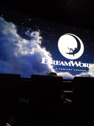 Movie Theater «Regal Cinemas Starlight 14 - Charlotte», reviews and photos, 11240 N Tryon St, Charlotte, NC 28262, USA