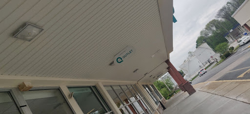 Shopping Mall «Lincoln Court Shopping Center», reviews and photos, 215 Lancaster Ave, Frazer, PA 19355, USA