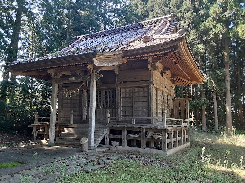 遠流志別石神社