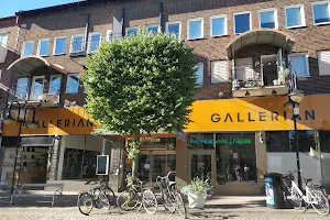 Gallerian image