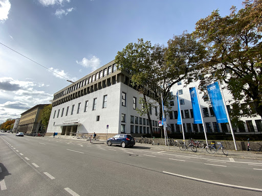 Centers to study clinical and biomedical laboratory in Munich