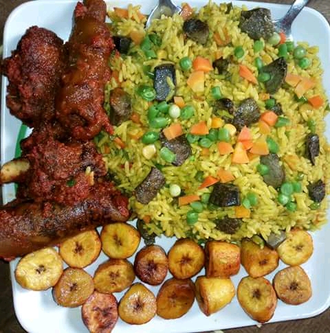 Tetrazzini Food, 121 Isolo Rd, Mushin 100001, Lagos, Nigeria, Diner, state Lagos
