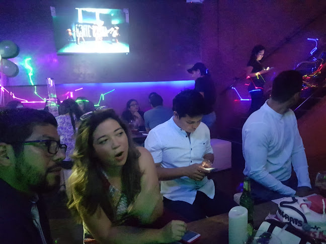 Comentarios y opiniones de Rio Bar Karaoke