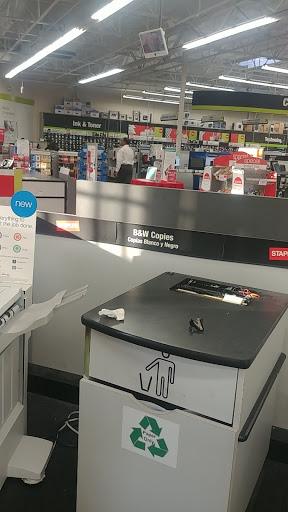 Office Supply Store «Staples», reviews and photos, 12070 Lakewood Blvd, Downey, CA 90242, USA