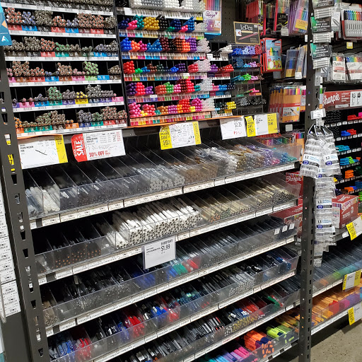 Art Supply Store «Blick Art Materials», reviews and photos, 168 Glen Cove Rd, Carle Place, NY 11514, USA