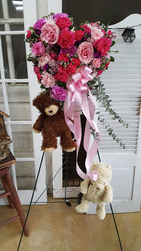 Florist «Sedgefield Florist», reviews and photos, 5002 High Point Rd a, Greensboro, NC 27407, USA