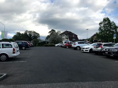 Parkplatz bei Sammelstelle