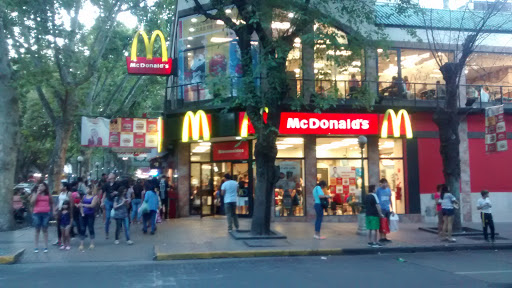 Places to dance salsa in Mendoza