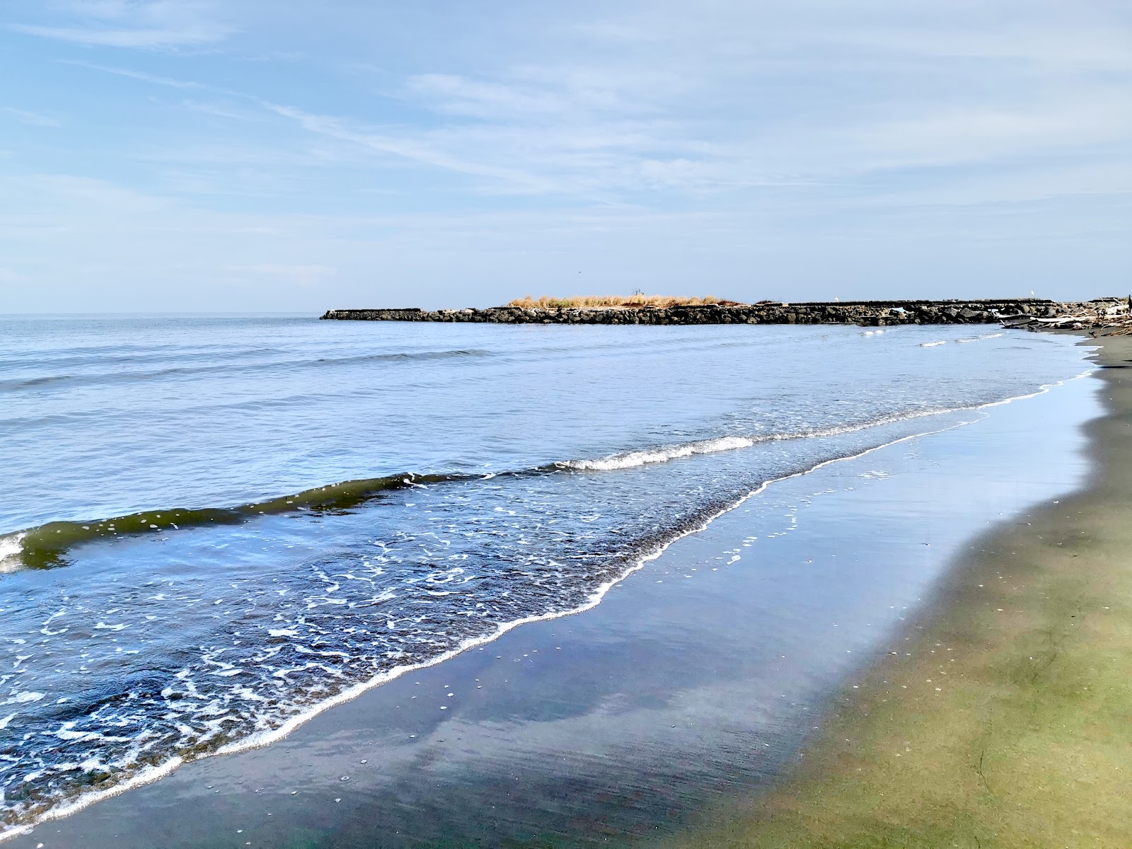 Foto de Monagre Beach con parcialmente limpio nivel de limpieza