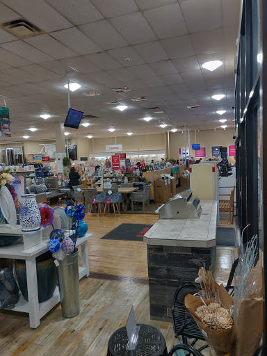 Department Store «HomeGoods», reviews and photos, 2718 Hylan Blvd, Staten Island, NY 10306, USA