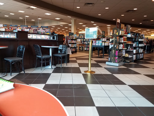 Book Store «Barnes & Noble», reviews and photos, 3120 Fairlane Dr, Allen Park, MI 48101, USA