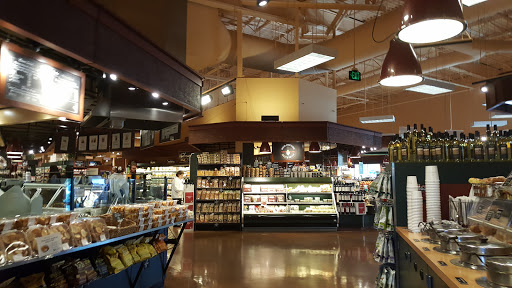 Gourmet Grocery Store «Metropolitan Market», reviews and photos, 2320 42nd Ave SW, Seattle, WA 98116, USA