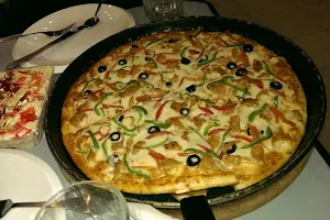 Big Chef Pizza And Food image