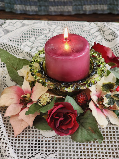 Mom's Old Curiosity Shop